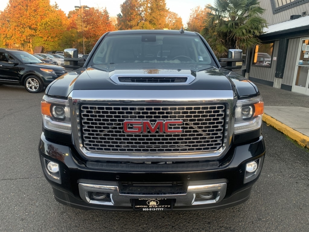 Used 2017 GMC Sierra 3500 HD Crew Cab Denali Pickup 4D 6 1/2 ft Truck