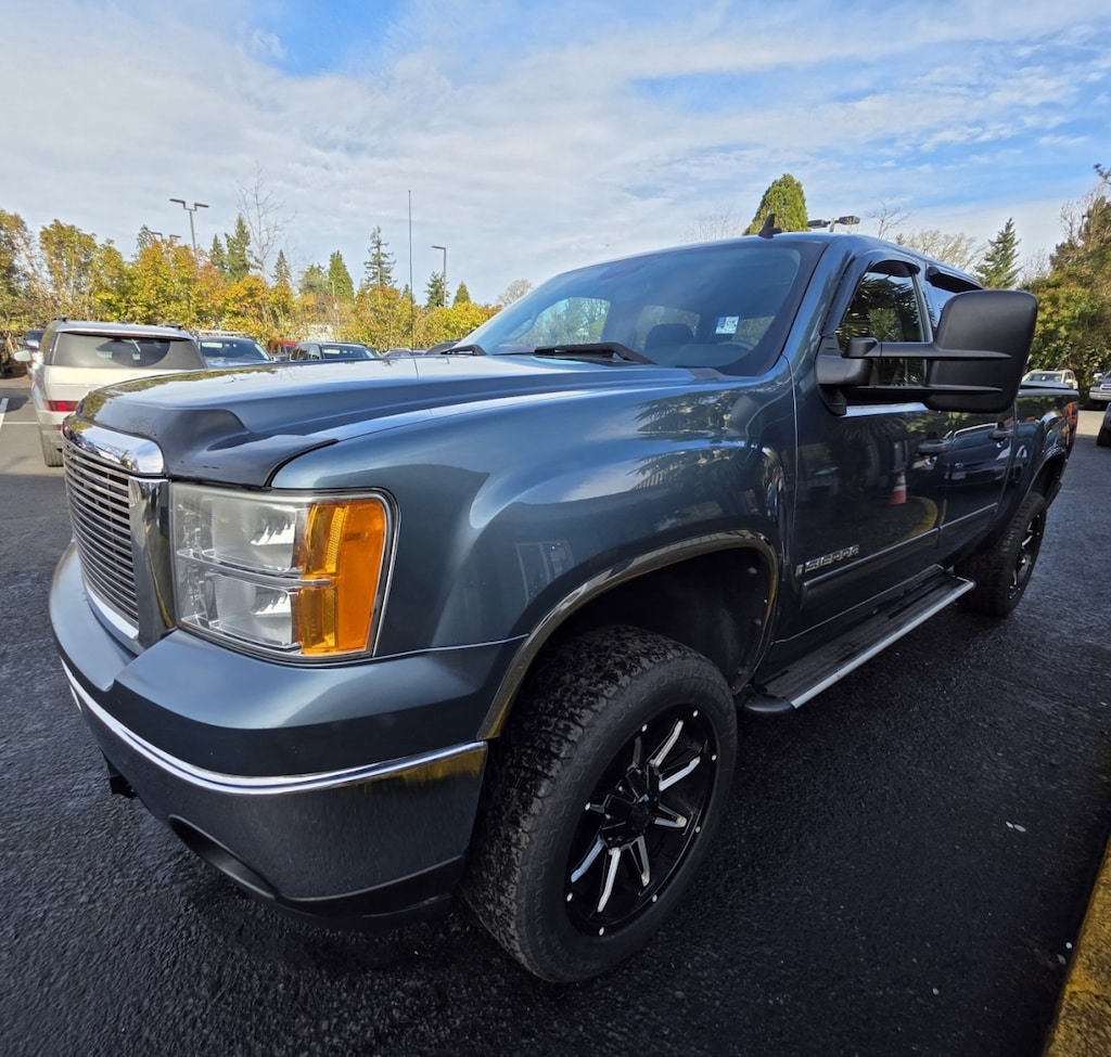 Used 2009 GMC Sierra 1500 Crew Cab Sle Pickup 4d 5 3/4 Ft 4wd Truck