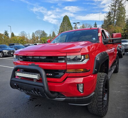 2016 Chevrolet Silverado 1500 Crew Cab Z71 Lt Pickup 4d 5 3/4 Ft Truck