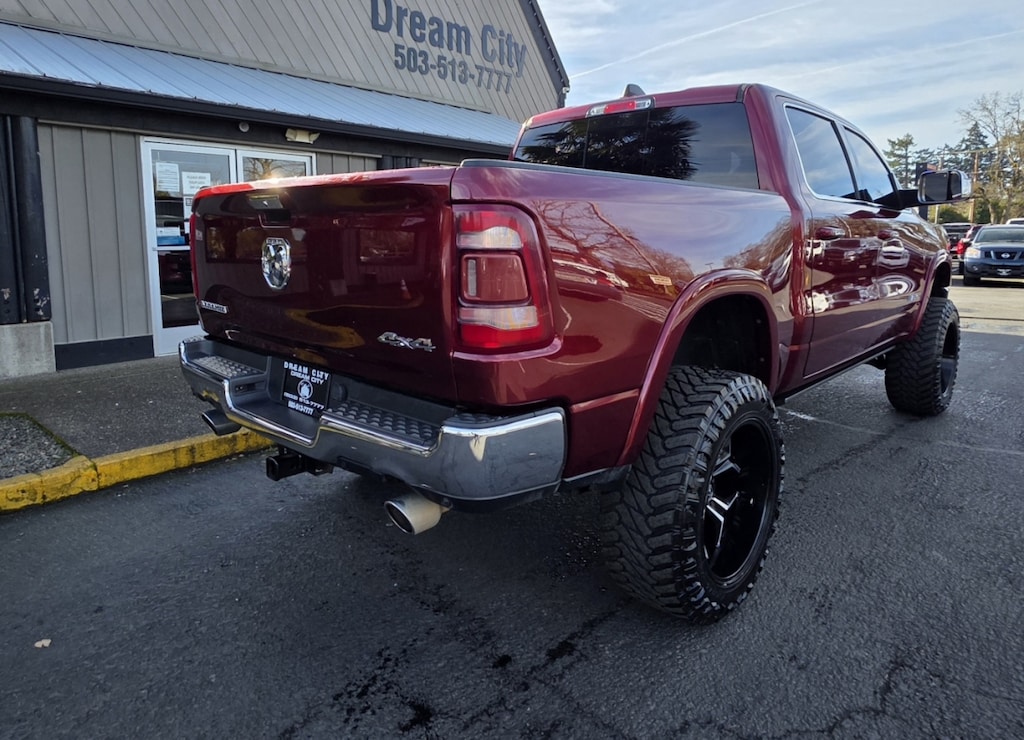 Used 2019 Ram 1500 Crew Cab Laramie Pickup 4d 5 1/2 Ft 1-Owner 4wd Truck