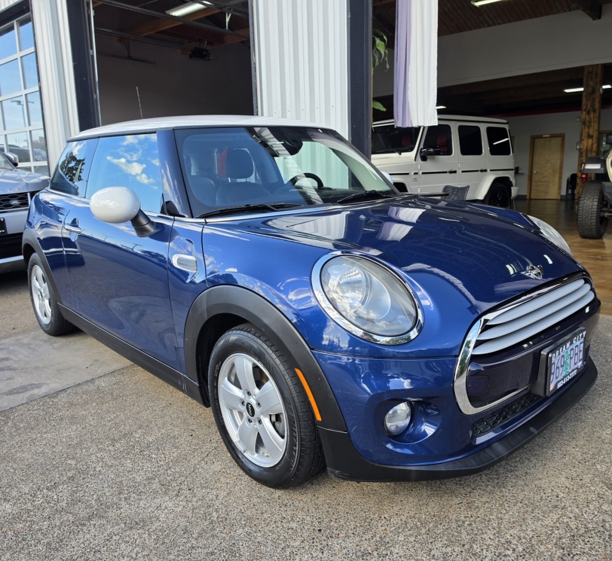 2015 MINI Cooper -'s photo