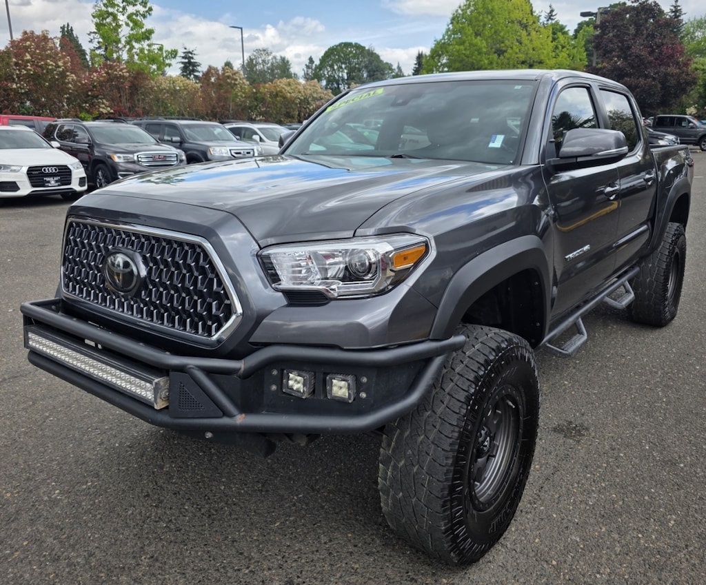 Used 2018 Toyota Tacoma Double Cab Trd Off-Road Pickup 4d 5 Ft 4wd Truck