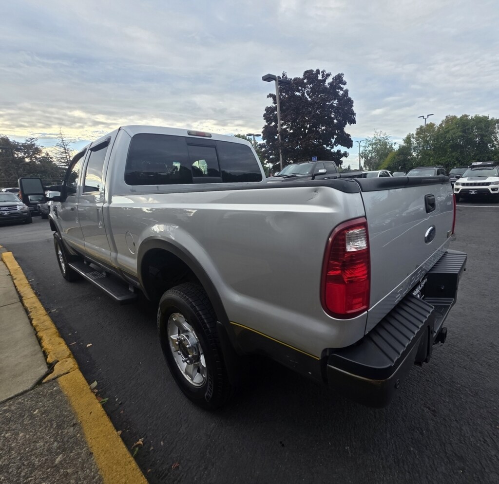 Used 2010 Ford F350 4wd Super Duty Crew Cab Cabelas Pickup 4d 6 3/4 Ft V10, 6.8 Liter Gas Truck