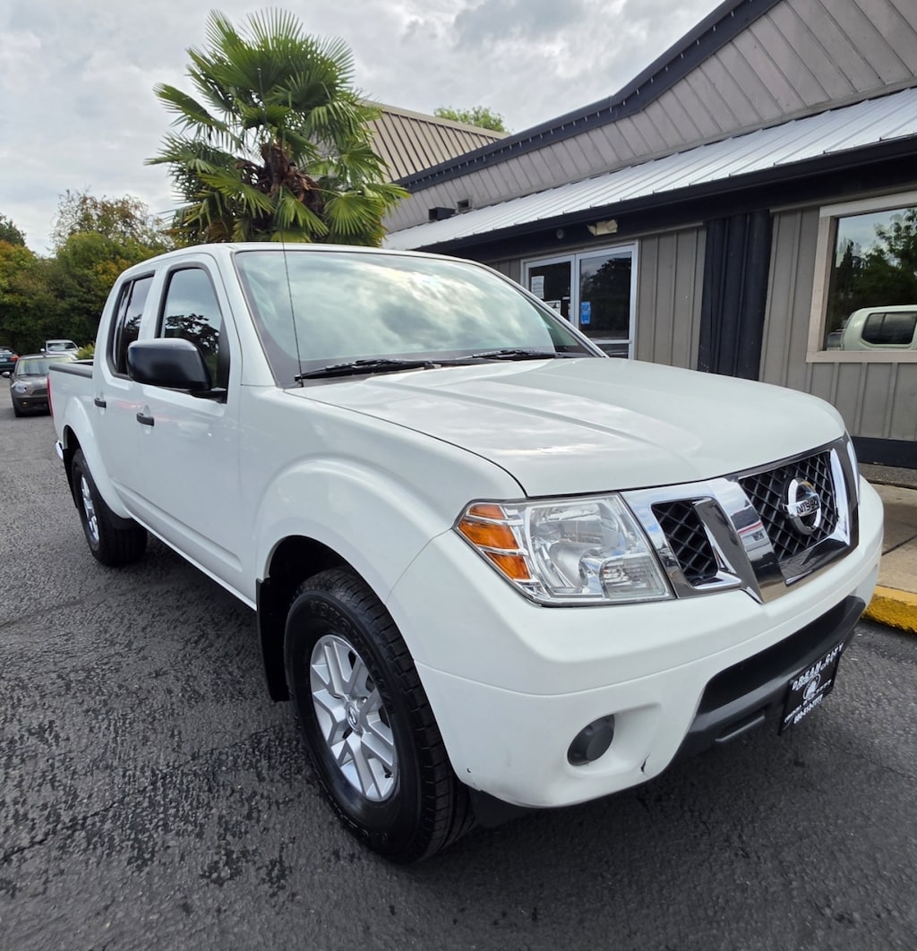 Used 2019 Nissan Frontier Crew Cab Sv Pickup 4d 5 Ft 4wd Truck
