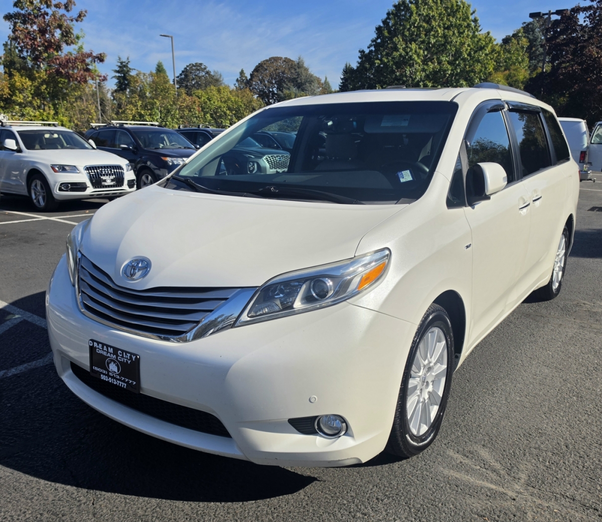 Used 2017 Toyota Sienna AWD Limited Premium Minivan 4d Awd 1-Owner Minivan