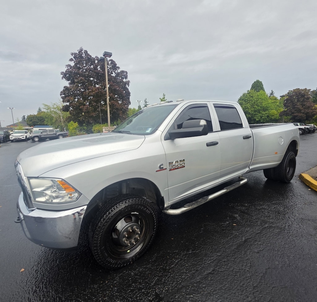 Used 2018 Ram 3500 1-Owner Crew Cab Tradesman Pickup 4d 8 Ft 4wd Aisin 6-Speed Automat Truck