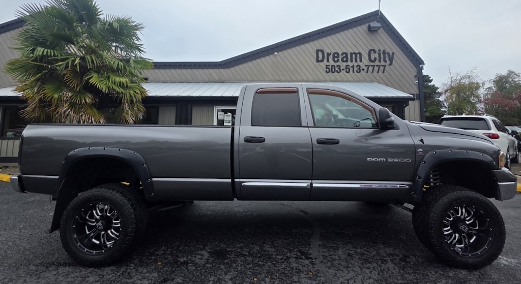 Used 2004 Dodge Ram 2500 Quad Cab Slt Pickup 4d 8 Ft Manual, 6-spd 4wd Truck