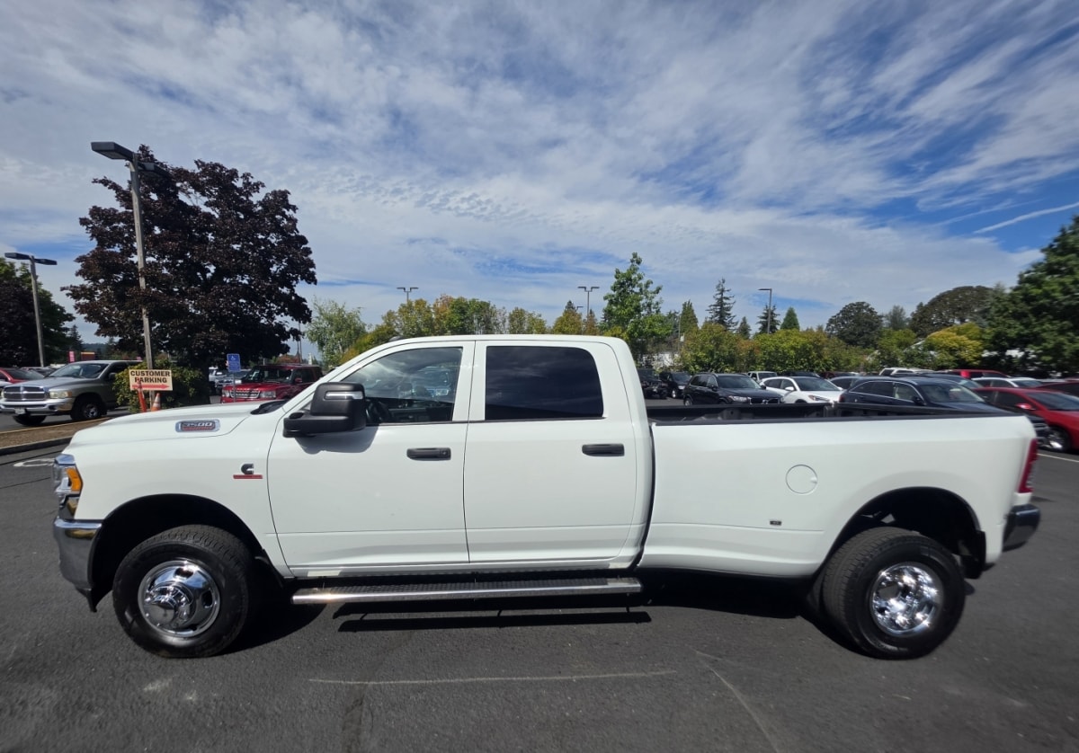 2024 RAM 3500 Pickup