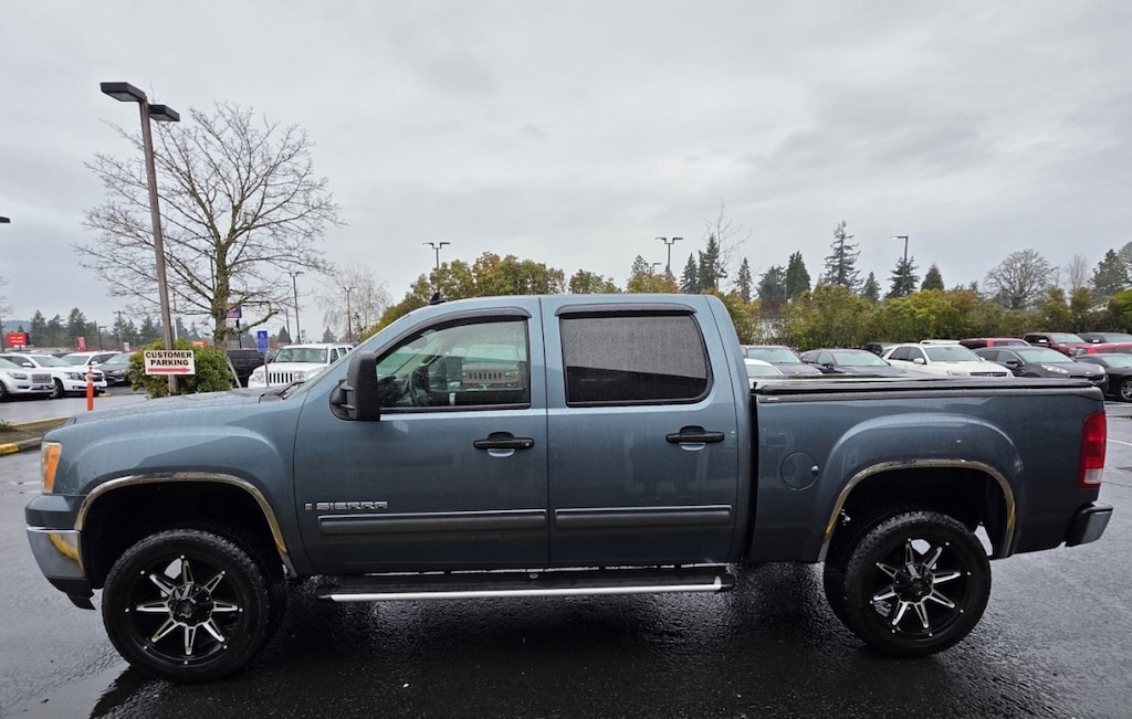 Used 2009 GMC Sierra 1500 Crew Cab Sle Pickup 4d 5 3/4 Ft 4wd Truck