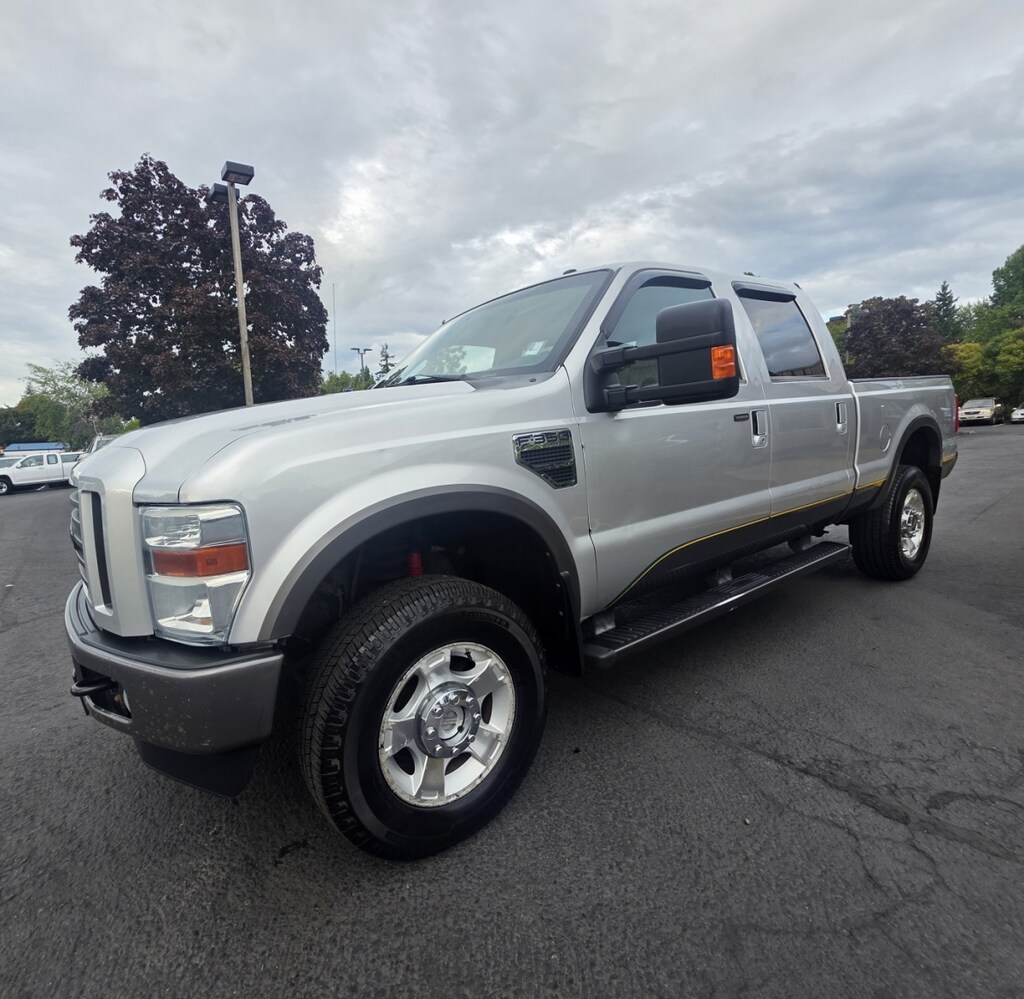 Used 2010 Ford F350 4wd Super Duty Crew Cab Cabelas Pickup 4d 6 3/4 Ft V10, 6.8 Liter Gas Truck