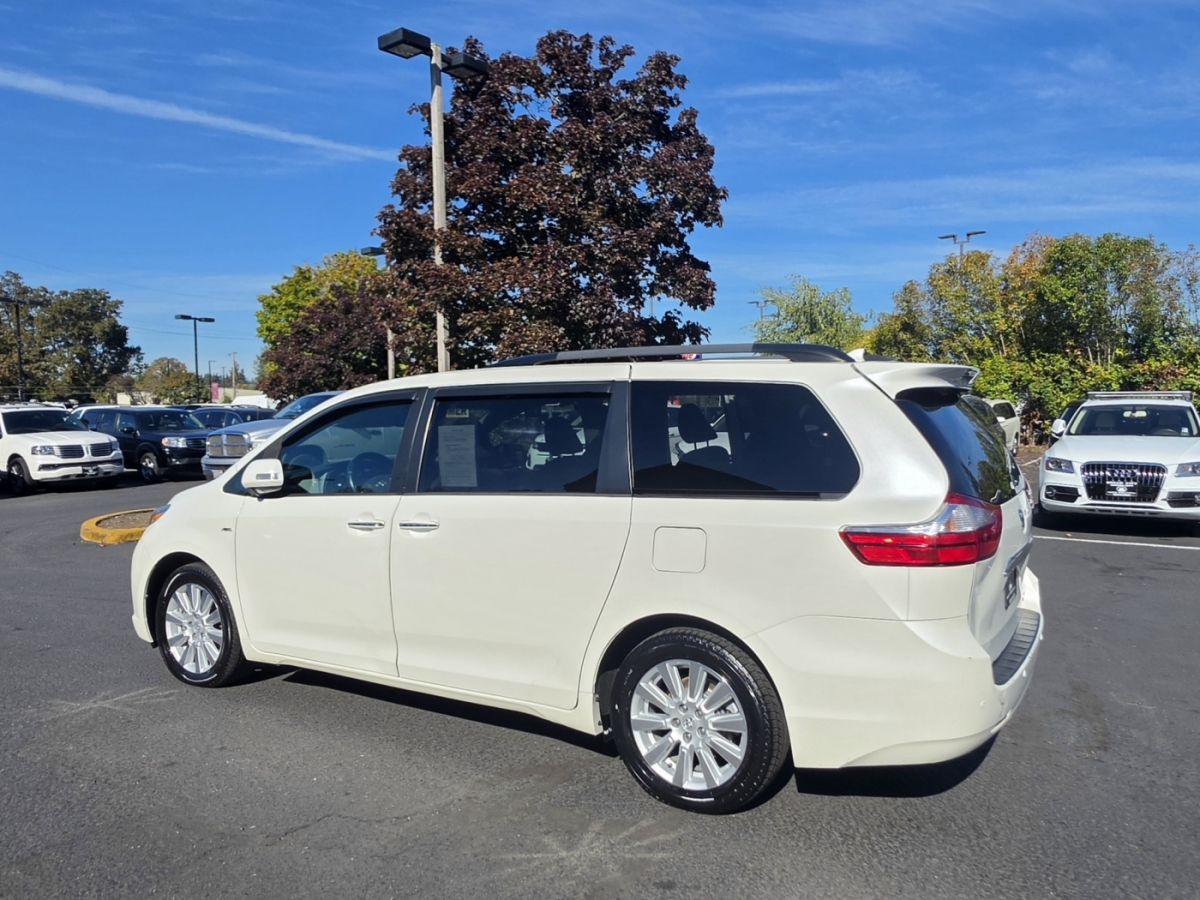 Used 2017 Toyota Sienna AWD Limited Premium Minivan 4d Awd 1-Owner Minivan