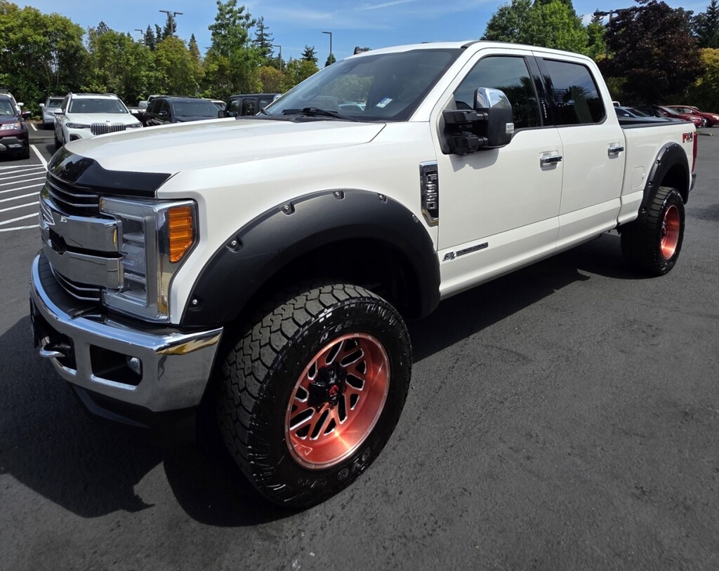 Used 2019 Ford F350 4wd Super Duty Crew Cab Lariat Pickup 4d 6 3/4 Ft Lariat Ultimate Package Truck