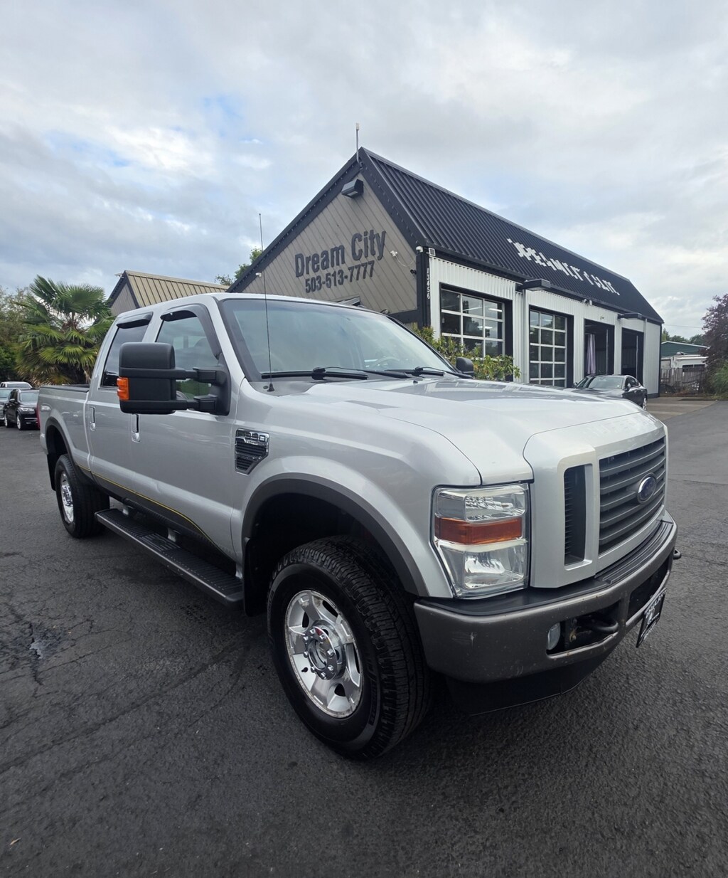 Used 2010 Ford F350 4wd Super Duty Crew Cab Cabelas Pickup 4d 6 3/4 Ft V10, 6.8 Liter Gas Truck
