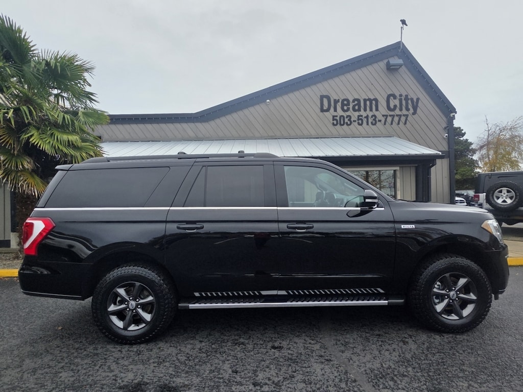 Used 2018 Ford Expedition Max Xlt Sport Utility 4d 4wd SUV