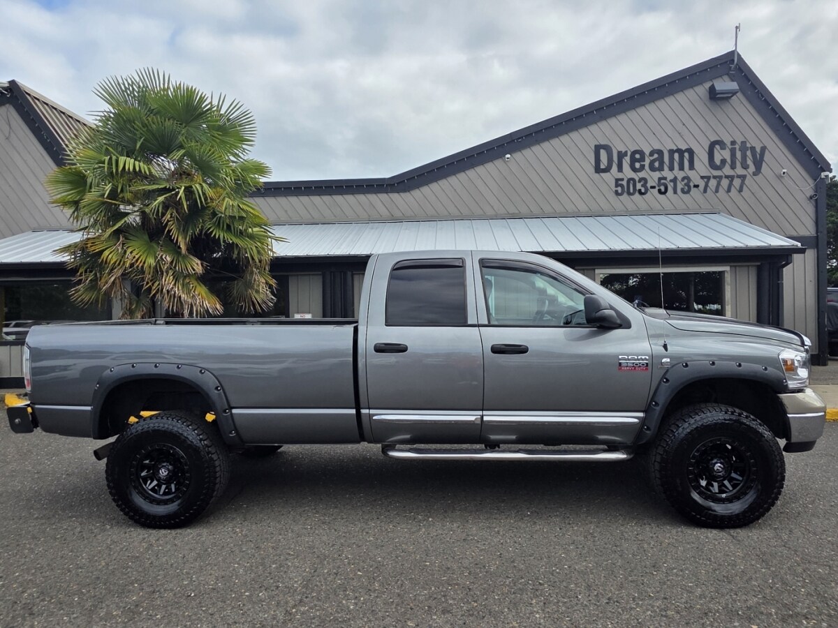 2008 Dodge Ram 3500 Laramie photo 3