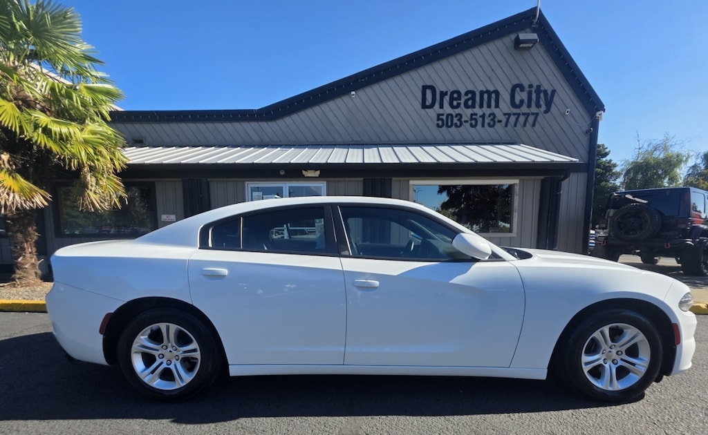 Used 2020 Dodge Charger Sxt Sedan 4d Power Moon Roof & Leather Seats Sedan