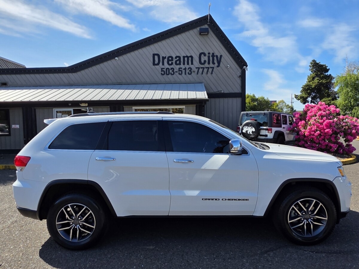 2019 Jeep Grand Cherokee Limited photo 2