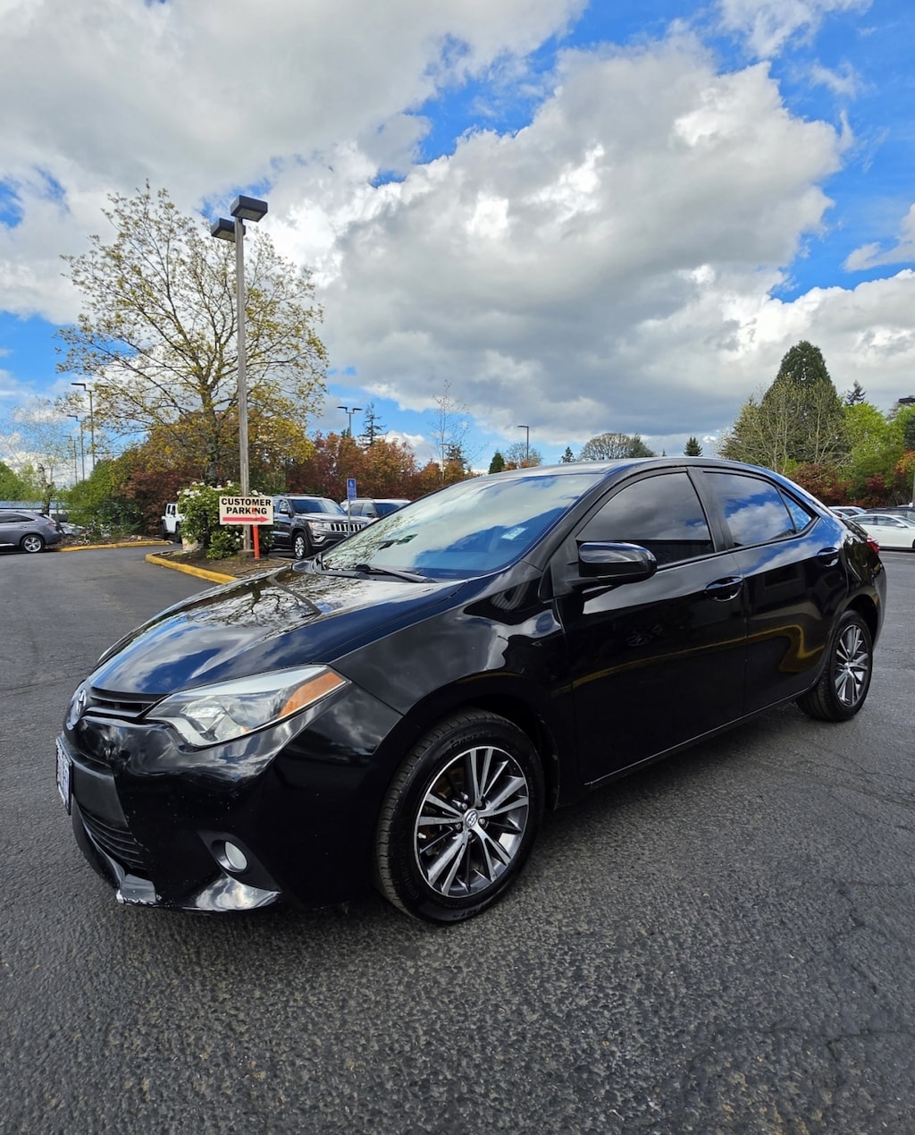 Used 2016 Toyota Corolla Le Plus Sedan 4d Sedan