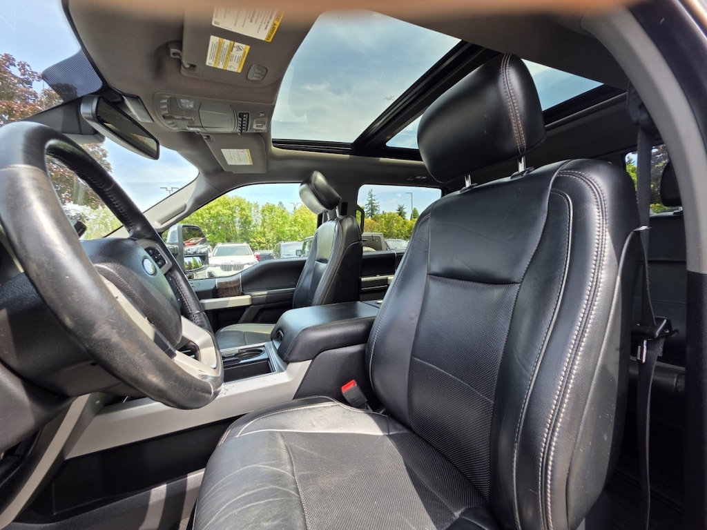 Used 2019 Ford F350 4wd Super Duty Crew Cab Lariat Pickup 4d 6 3/4 Ft Lariat Ultimate Package Truck