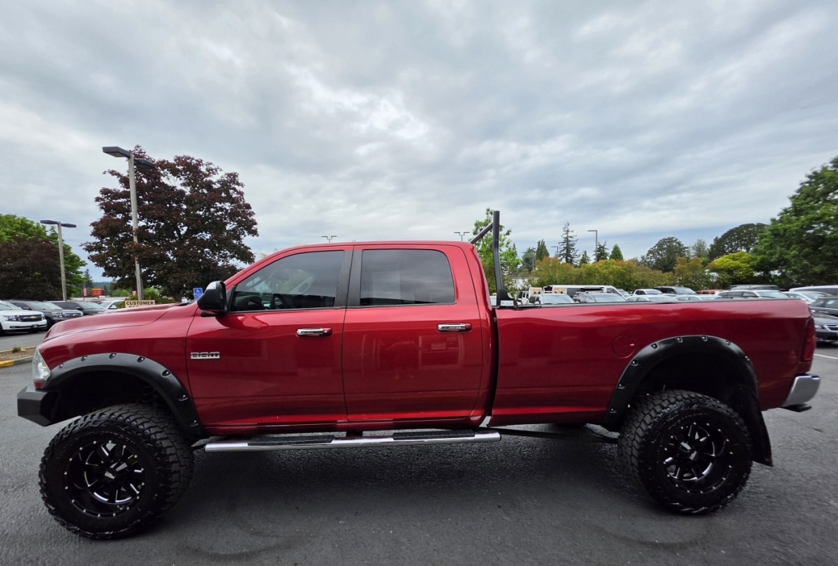 2010 RAM 3500 SLT 4X4 Crew Cab LWB DRW's photo