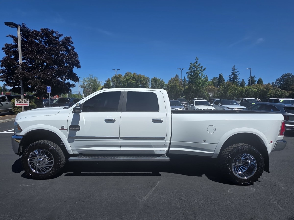 2017 RAM 3500 Laramie Longhorn 4X4 Crew Cab LWB's photo