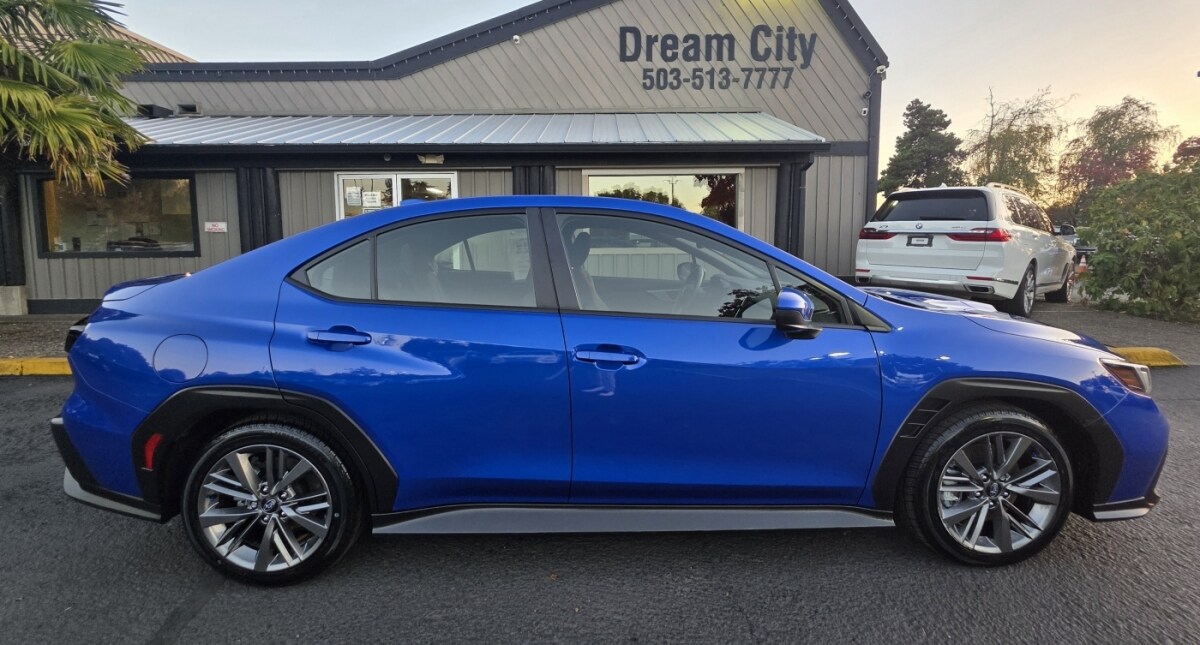 2022 Subaru WRX Base photo 2