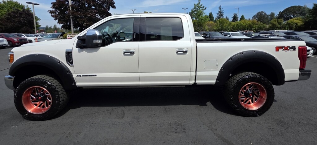 Used 2019 Ford F350 4wd Super Duty Crew Cab Lariat Pickup 4d 6 3/4 Ft Lariat Ultimate Package Truck