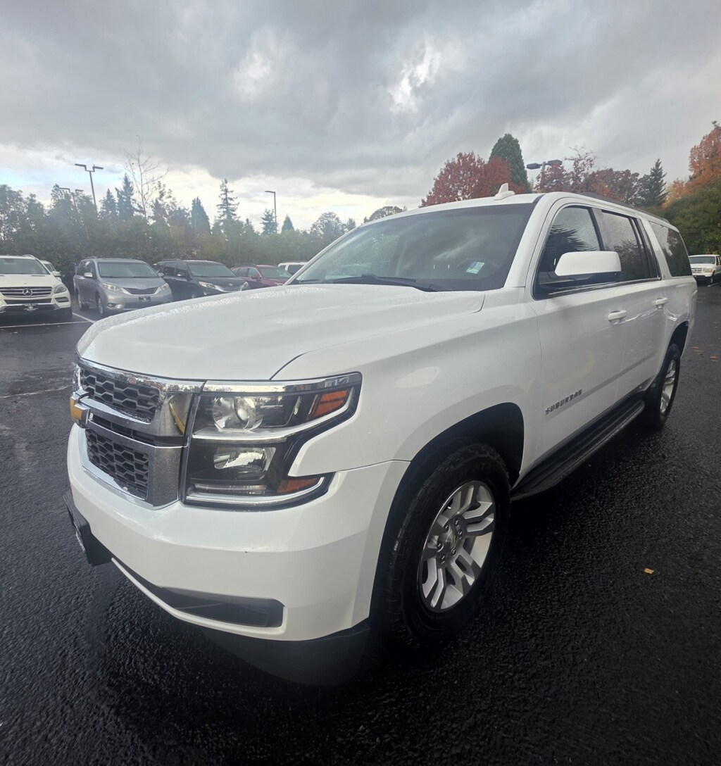 Used 2019 Chevrolet Suburban Lt Sport Utility 4d 4wd SUV