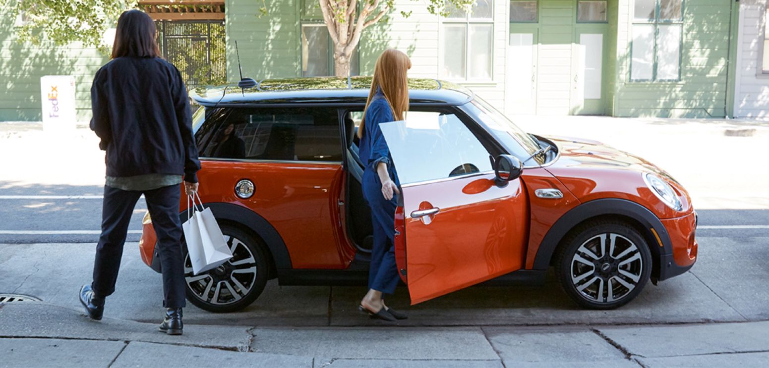 New MINI Hardtop 2 Door New 2020 MINI Hardtop 2 Door Model Information | Dreyer & Reinbold MINI