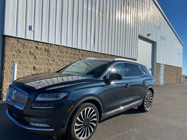 2022 Lincoln Nautilus Black Label's photo