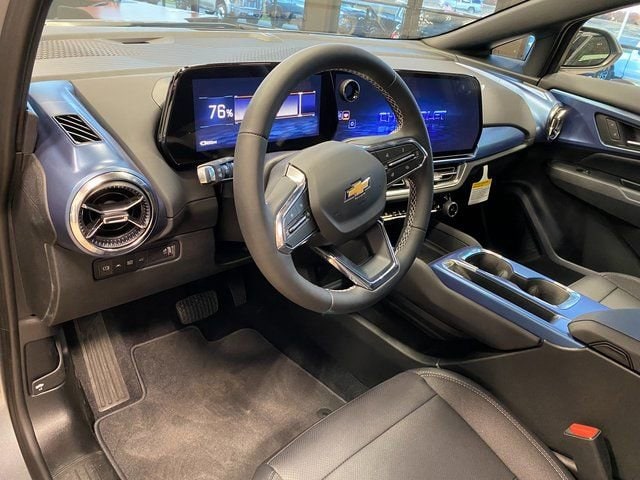 2026 Chevrolet Equinox EV 2LT - Photo 14