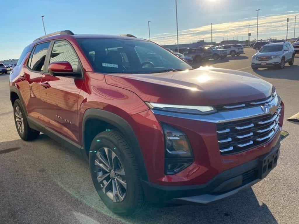 Used 2025 Chevrolet Equinox LT SUV