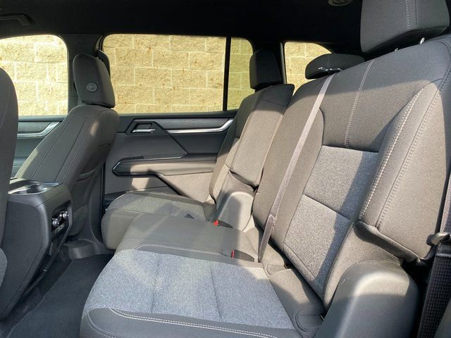 2025 GMC Acadia Elevation - Photo 13