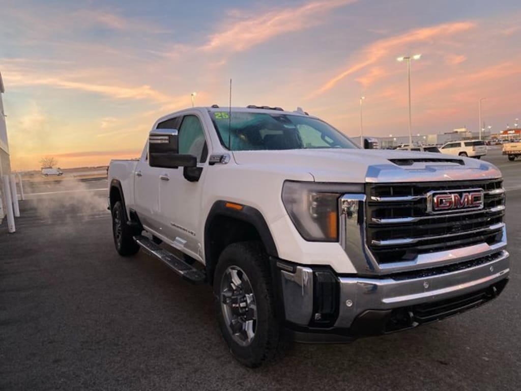 New 2025 GMC Sierra 2500 HD SLT Truck