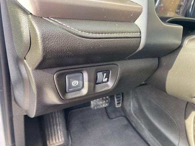 2020 GMC Acadia Denali - Photo 23