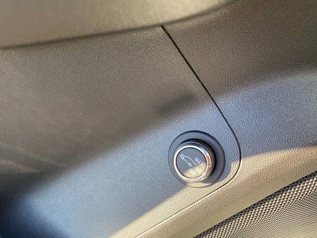 2023 GMC Acadia SLE - Photo 21