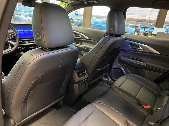 2026 Chevrolet Equinox EV 2LT - Photo 12
