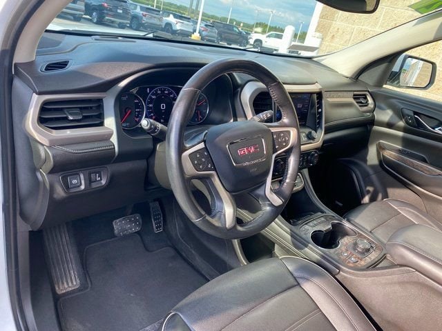 2020 GMC Acadia Denali - Photo 16