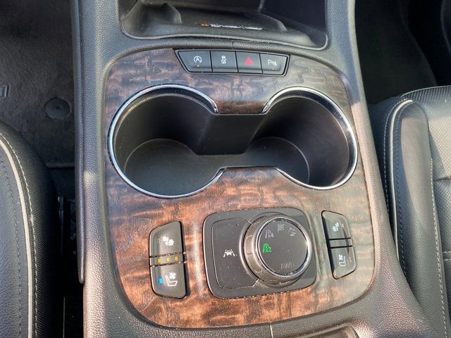 2020 GMC Acadia Denali - Photo 27