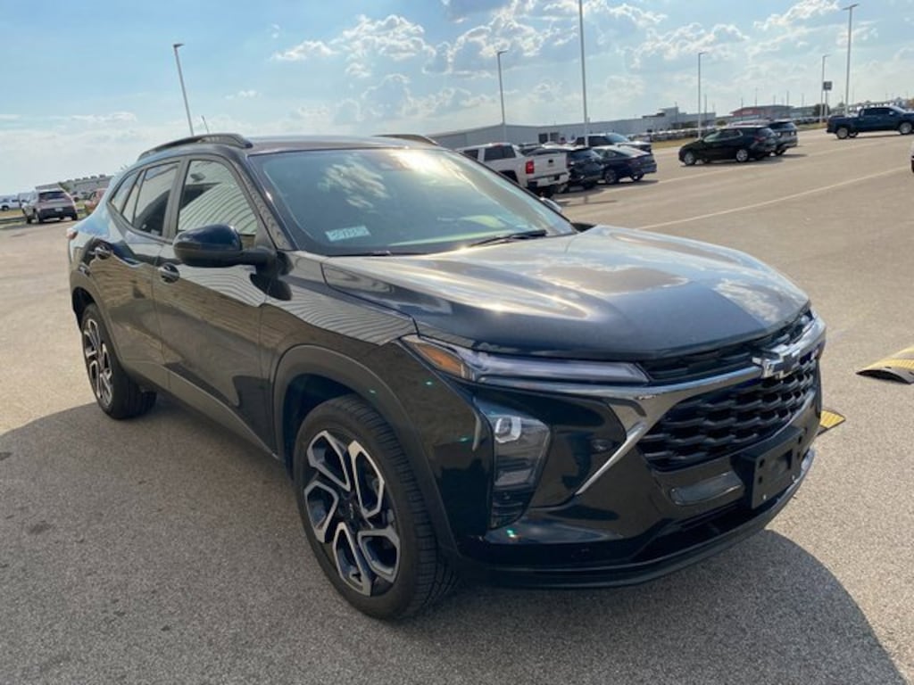 Used 2024 Chevrolet Trax 2RS SUV