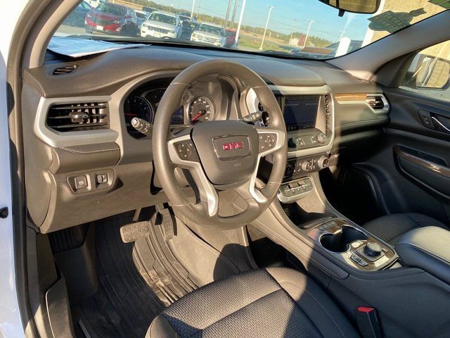 2023 GMC Acadia SLE - Photo 16