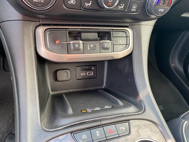 2020 GMC Acadia Denali - Photo 26