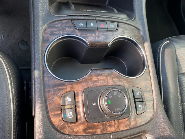 2020 GMC Acadia Denali - Photo 29