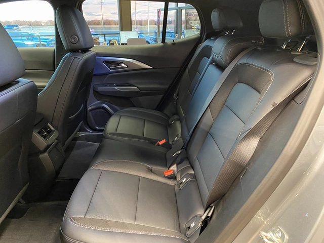 2026 Chevrolet Equinox EV 2LT - Photo 13