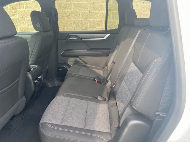 2025 GMC Acadia Elevation - Photo 13