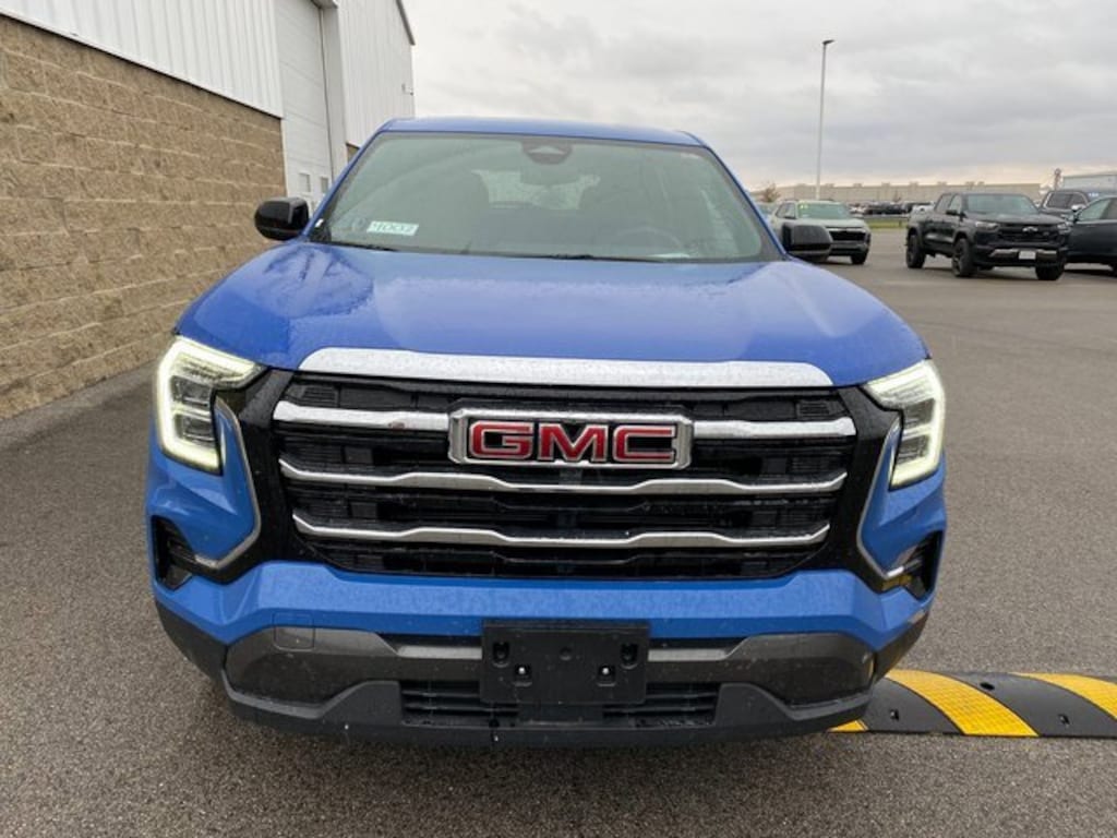 Used 2025 GMC Terrain Elevation SUV