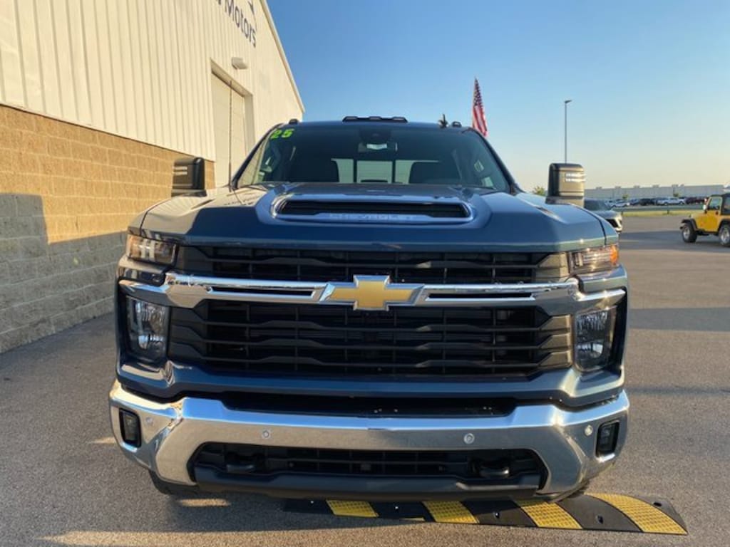 New 2025 Chevrolet Silverado 2500 HD LT Truck