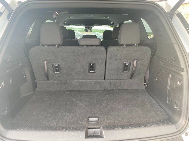 2025 GMC Acadia Elevation - Photo 10