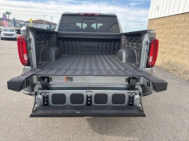 2026 GMC Sierra 1500 AT4 - Photo 10