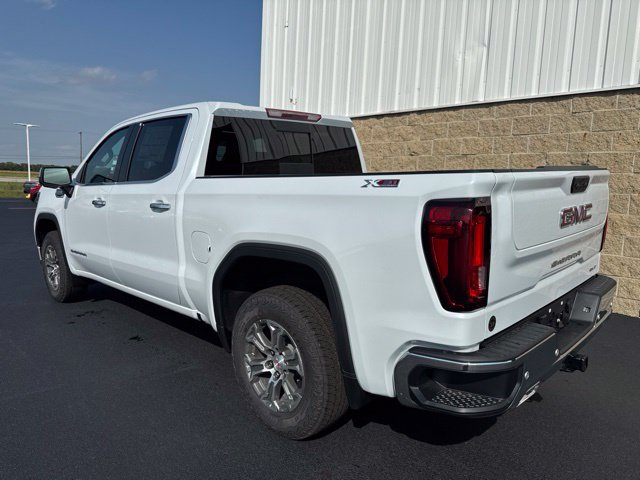 2026 GMC Sierra 1500 SLT - Photo 9